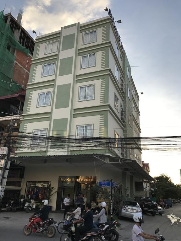 Ny Ka Smy Hotel Phnom Penh Ngoại thất bức ảnh