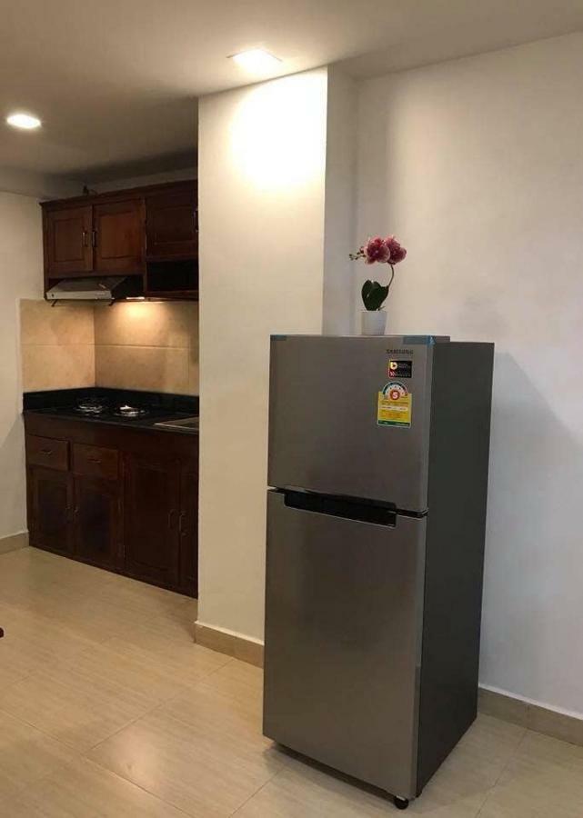 Ny Ka Smy Hotel Phnom Penh Ngoại thất bức ảnh